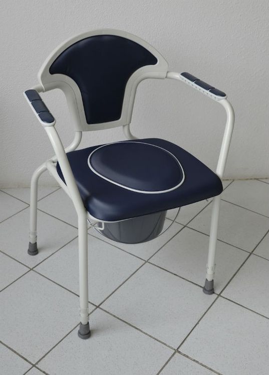 Chaise de toilettes Caraïbes réglable